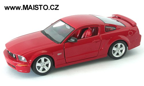 2005 Ford Mustang GT Coupe